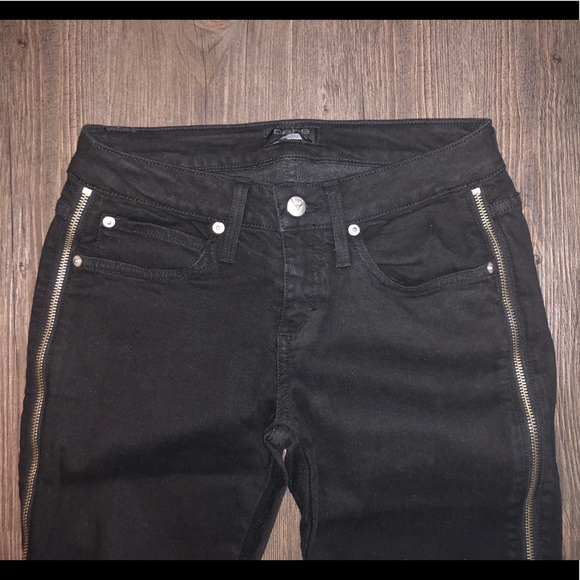 BEBE BLACK SKINNY JEANS - Picture 3 of 7